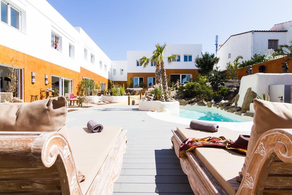Vista Roses Mar - Villas Batik المظهر الخارجي الصورة